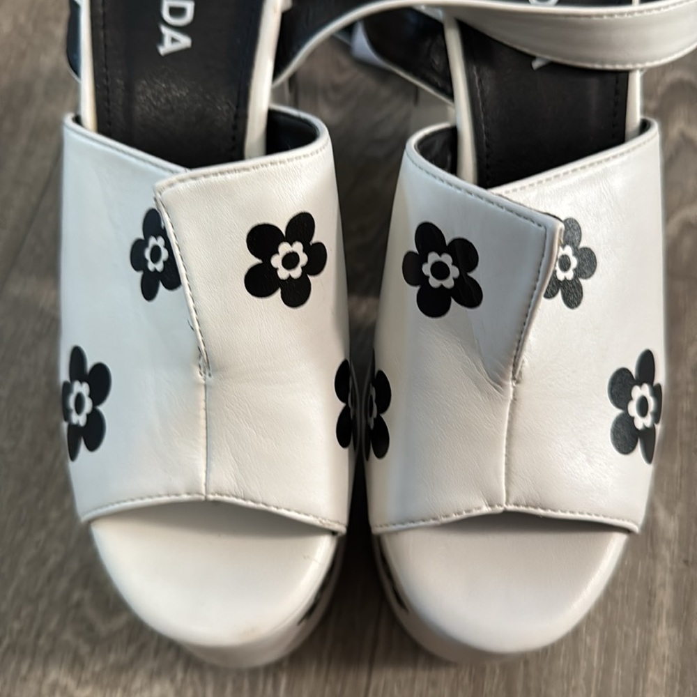 LAMODA Dancing Queen platform heels women’s sz 7 - Picture 14 of 14